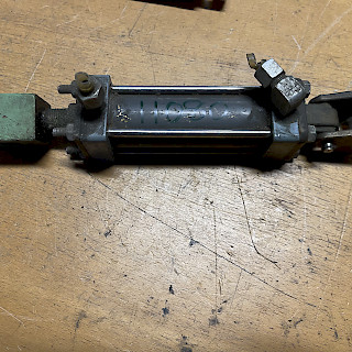 Ilmasylinteri 30/160/80