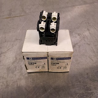 Uusi TELEMECANIQUE DNSM 02818 Merkkivalonodunli